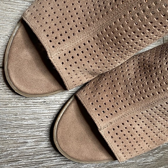 Franco Sarto Womens Brown Block Heel Peep Toe Size 7.5 Medium Harlet2 - Picture 15 of 16